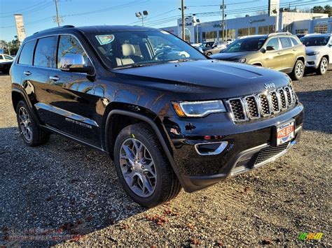 2021 Jeep Grand Cherokee Limited 4x4 In Diamond Black Crystal Pearl For