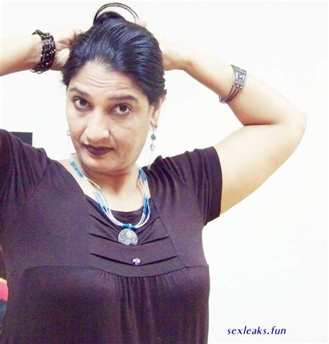 Nagma Qureshi Aunty Nude Sex Leaks