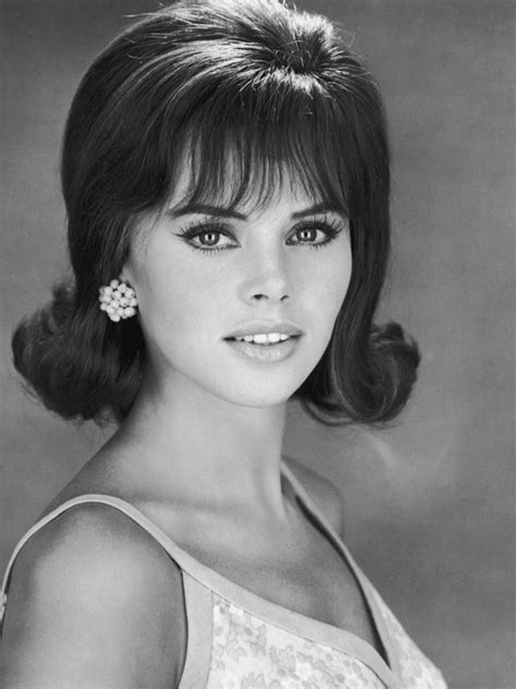 Britt Ekland After The Fox 1966 1960s Hair And Makeup 1960 Hair