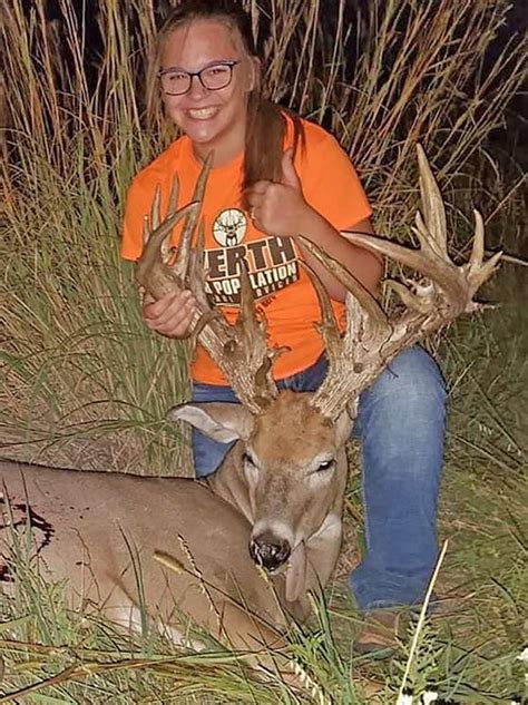 Potential State Record Whitetail A 14 Year Old Kansas Girl Shot This