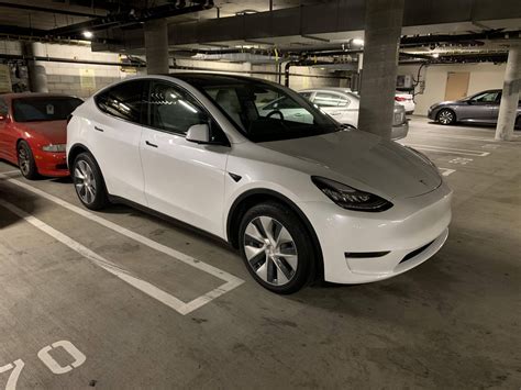 First Tesla Model Y With White Seats Spotted Ahead Of Deliveries Next