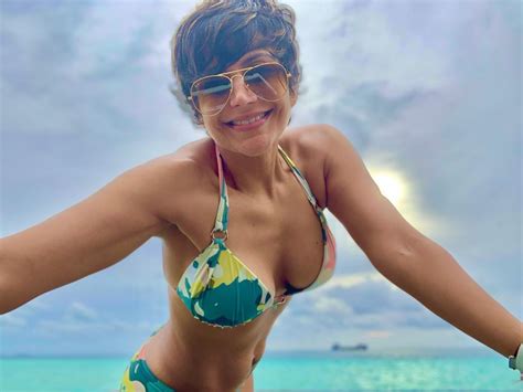 mandira bedi hot photos the saaho actress sultry bikini looks will give you major fitness goals