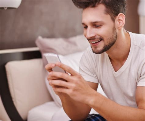 10 Tips For Sexting Astroglide