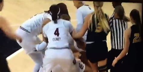 Watch 2 Mizzou Women Basketball Players Ejected After Scuffle With South Carolina