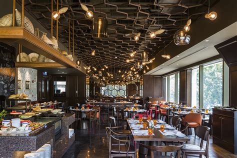 Hum vegetarian, lounge & restaurant. Saigon Kitchen Restaurant | Indochine and Western cuisine