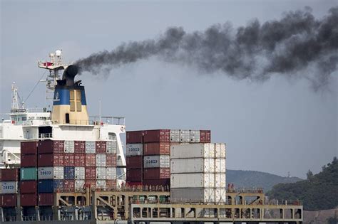 Shipping Regulators Reach Deal To Cut Carbon Emissions Wsj