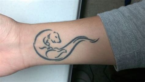 Are you looking for otter tattoo, if so then you have come to the right site. Otter tat | Otter tattoo, Feather tattoos, Inspirational ...