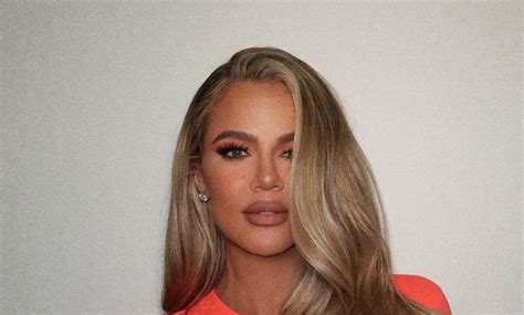 Khloe Kardashian Shows Off Her Sculpted Abs In A Low Rise Blue Bikini In Holiday Snaps With