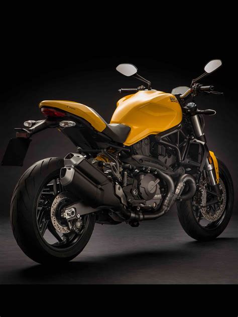 Matte black livery the new monster 821 shines bright yellow once again, a color that so many monsteristas have fallen in love monster 821 accessorised by ducati performance. 2018 Monster 821 Yellow | Advanced Motorsports Ducati Dallas