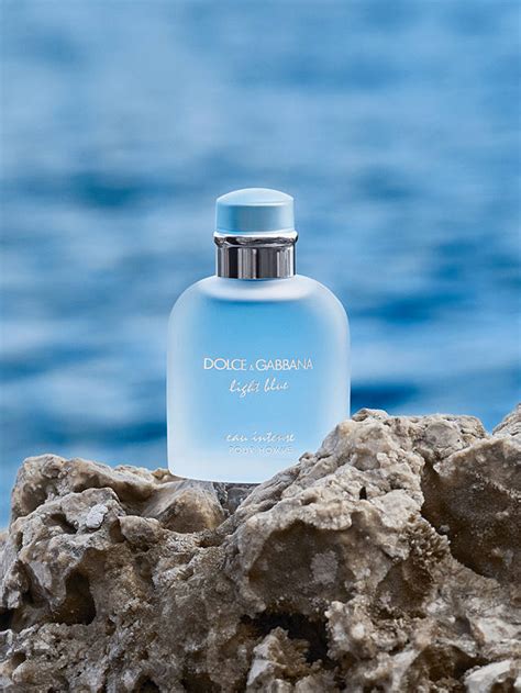 Dolce And Gabbana Light Blue Eau Intense Pour Homme Eau De Parfum 50ml