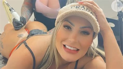 Andressa Urach Remove Tatuagem O Nome Do Filho Arthur Hot Sex Picture