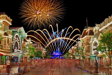 Tags:other city, concert, music, performance, light, festival, evening, party, travel. Wallpaper : night, fireworks, Disneyland, HDR, sleepingbeautycastle, mainstusa, canont1i ...