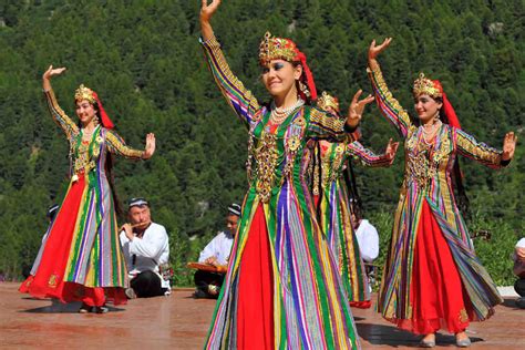 The National Uzbek Dance Discover Uzbekistan Turkestan Travel
