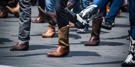 But most people don't know the name or the artist! 15 Country Line Dance Songs - Best Country Dance Songs Everyone Knows and Loves