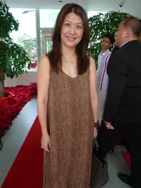 Michelle yeoh bergelar tan sri. Kee Hua Chee Live!: TAN SRI MICHELLE YEOH OPENS NEW ...
