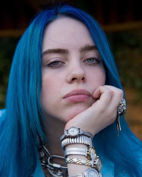Im So Late But Here Some Latest You Need Billie Eilish Billie Blue Hair