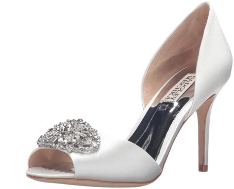 Discover our huge range and get outstanding deals in the latest heels designer brands from very.co.uk. Top shoe brands for perfect bridal heels - Fashion Ki Batain