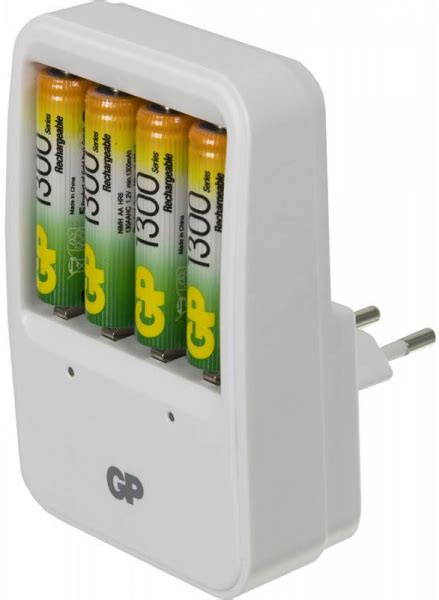 Купить Зарядное устройство Gp Powerbank Pb420 с аккумуляторами Aaaaa