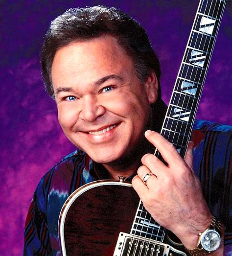 Welcome To Roy Clark Country Guitar God