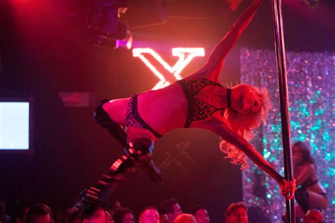 The 10 Sexiest Stage Shows To Watch In Vegas Therichest