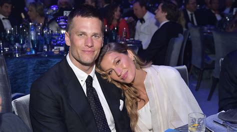 Tom Brady Gisele Bundchen Share Intimate Wedding Pics On Anniversary