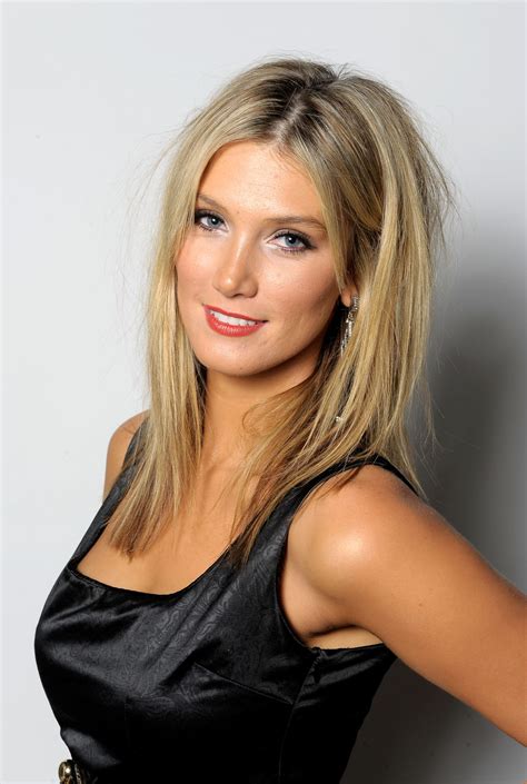 Born and raised in sydney, new south wales, she enrolled in dancing, acting, singing and piano classes at a young age. BartCop's Music Hotties - Delta Goodrem - Page 4