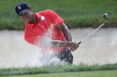 Tiger Woods Magical Shot On Recalls His Old Glory Cleveland Com