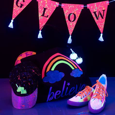 Glow-in-the-Dark Canvas Shoes - Project | Plaid Online