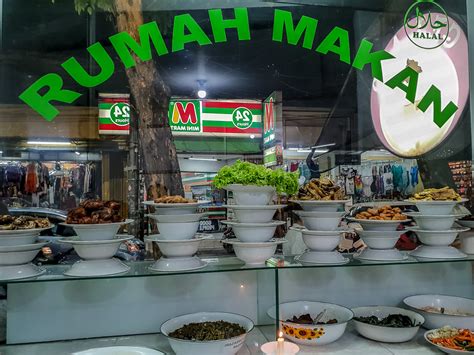 Konsep Rumah Makan Payubro