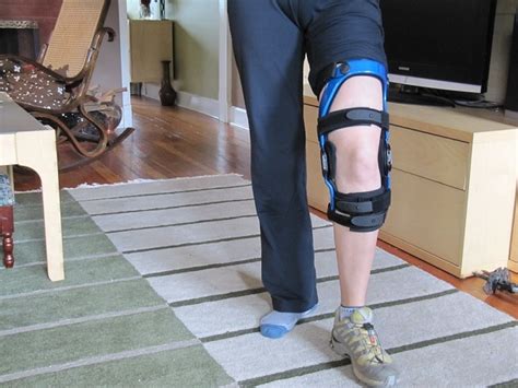 How To Wear A Knee Brace With Pants Ten Reviewed