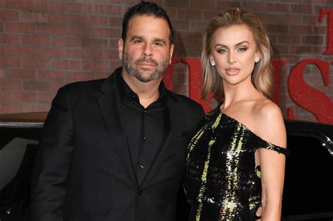 Vanderpump Rules Star Lala Kent Bares Baby Bump In Nude Photo