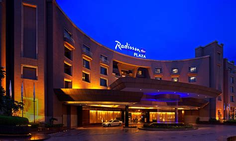 5 Star Hotels Near Delhi Cantt