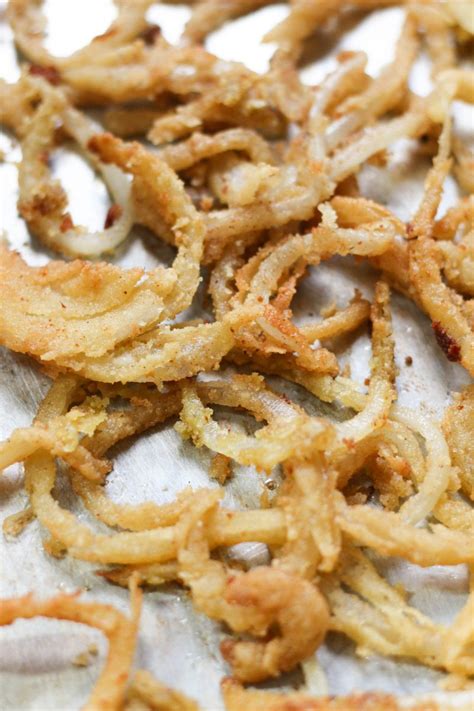 But only a handful of frugal ingredients make up this restaurant favorite. Paleo & Vegan French Fried Onions (Whole30, AIP) - What ...