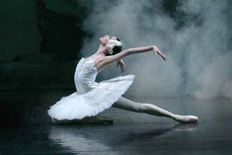 Pyotr Tchaikovsky Swan Lake Ballet In 3 Acts Classical Ballet
