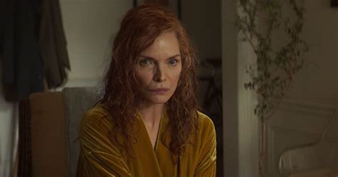 french exit trailer has michelle pfeiffer s dead husband been reincarnated as a cat
