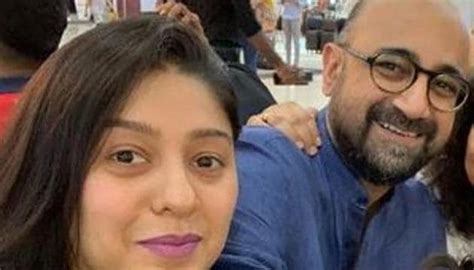 Sunidhi Chauhan’s Husband Refutes Separation Rumours ‘i Am Too Busy Cleaning The House To Even