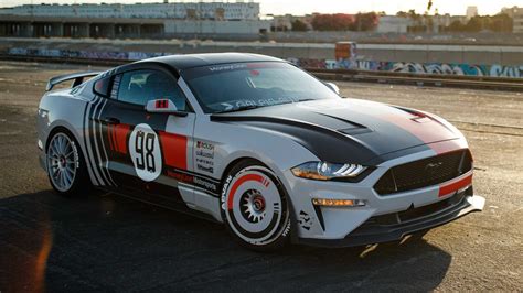 Ford Gt40 Tribute Mustang Is Lowered On Turbofan Wheels Has Classic