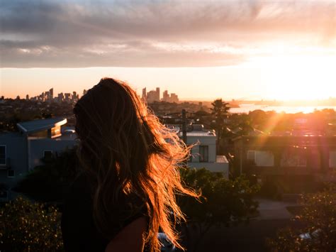 Der hochschullehrer gibt uns eine aufgabe für morgen auf. WANN FÄNGT DAS LEBEN AN? - freigereist