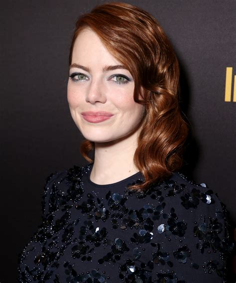 Emily jean emma stone (born november 6, 1988) is an american actress. Emma Stone Says That Ryan Gosling "Has a Restraining Order ...