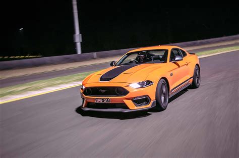 Review 2021 Ford Mustang Mach 1