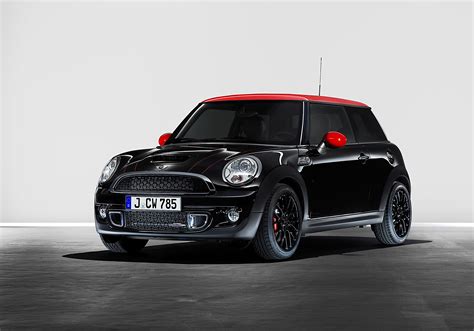 Mini Cooper Review And Photos