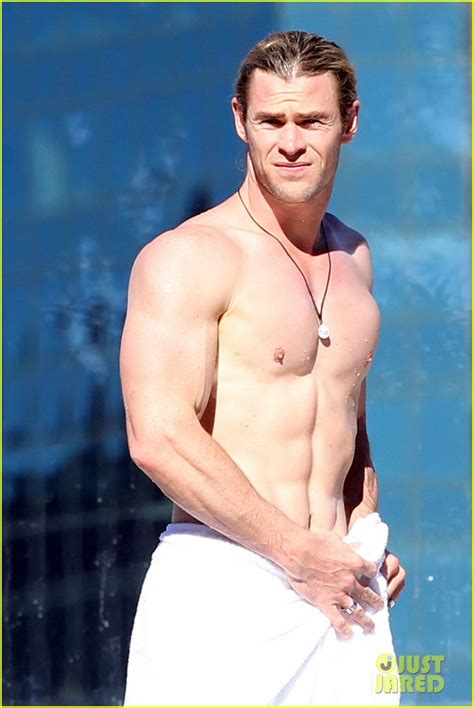 Photo Chris Hemsworth Named Sexiest Man Alive 2014 Heres The Sexiest Pics 04 Photo 3245737