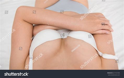 Woman Holding Her Breasts Foto De Stock 521761939 Shutterstock