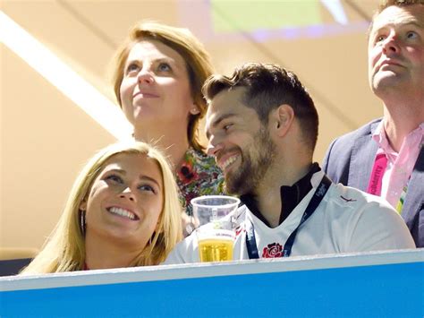Henry cavill introduces new girlfriend natalie to the world! Henry Cavill Hates Being Hit On in Front of His Girlfriend ...