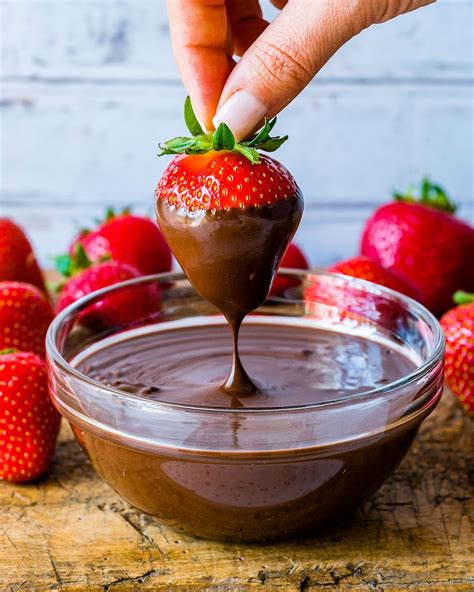 How To Make Chocolate Covered Strawberries Homemade Chocolate How To