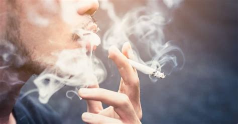 The most common risk factors for throat cancer are smoking and alcohol use. How does smoking cause throat cancer? - cungkring.com