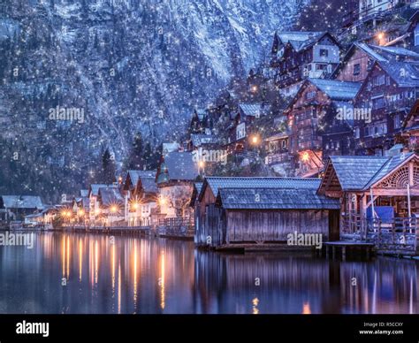 Winter Hallstatt Austria Hi Res Stock Photography And Images Alamy