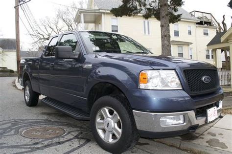 Sell Used 2004 Ford F 150 Xlt 4x4 Extended Cab Pickup 4 Door 54l In