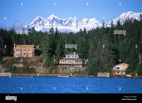 Homes Along Auke Bay Juneau Se Alaska Summer Stock Photo Alamy