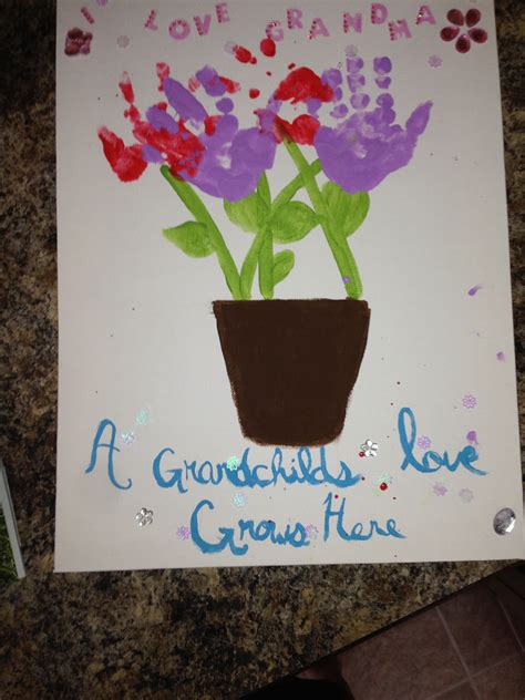 Gifts for grandma on her birthday. A gift for grandma on her birthday! | Grandma gifts ...